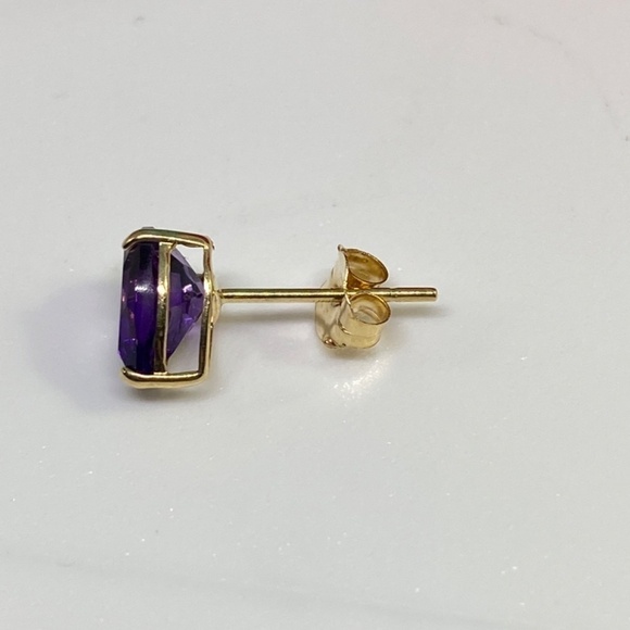 Natural amethyst stud earrings 14k yellow gold New February birthday stone - Picture 2 of 3
